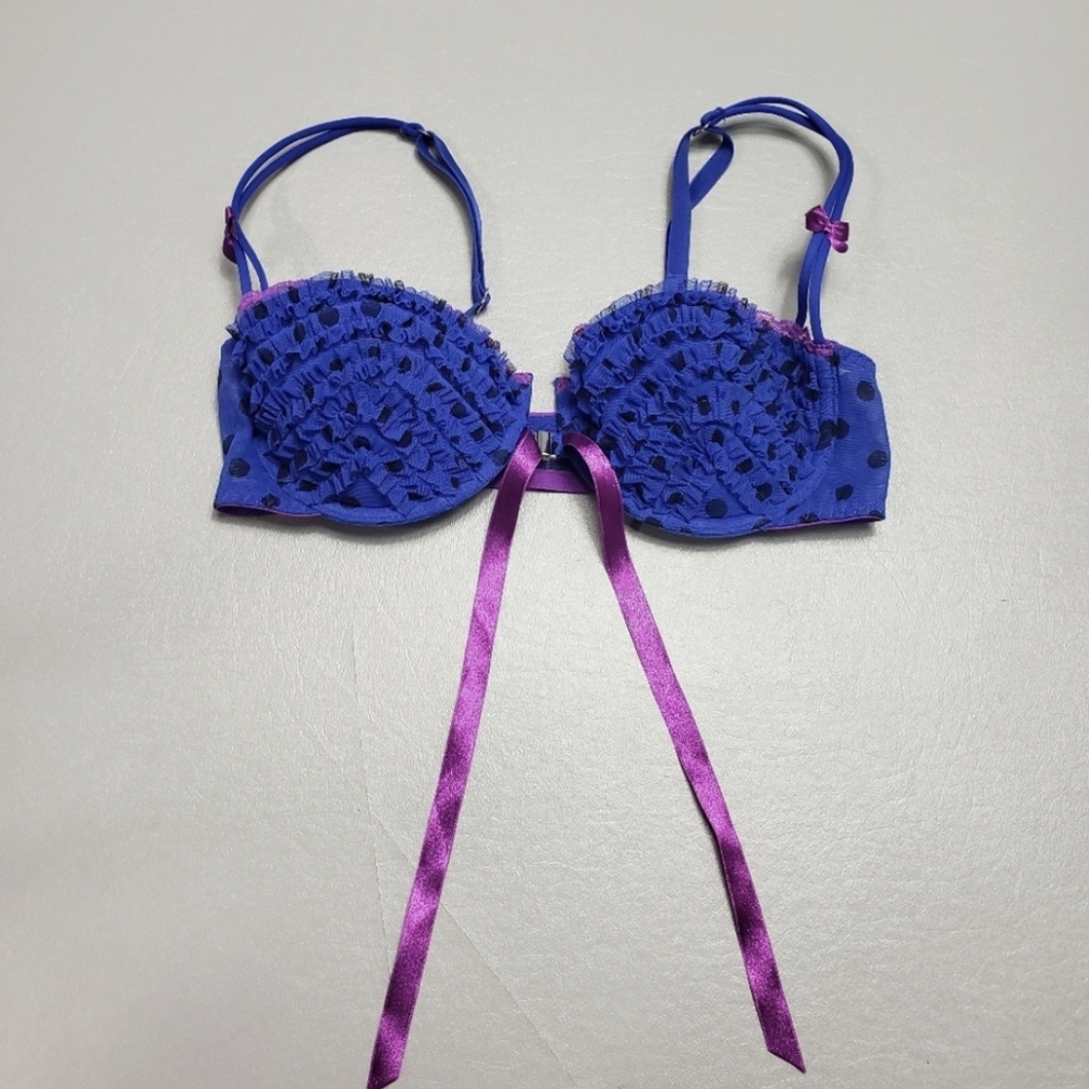Victoria's Secret Sexy Little Things Bra 34c